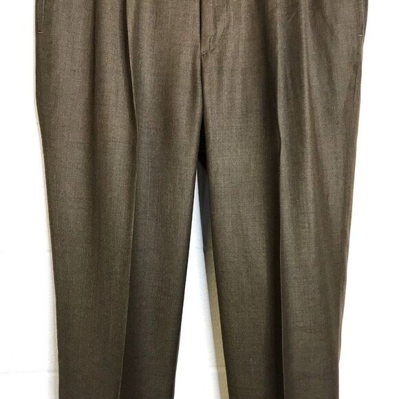 Roundtree & Yorke Mens Easy Care Brown Dress Pants Pleated Slacks 36x29 - Picture 3 of 10